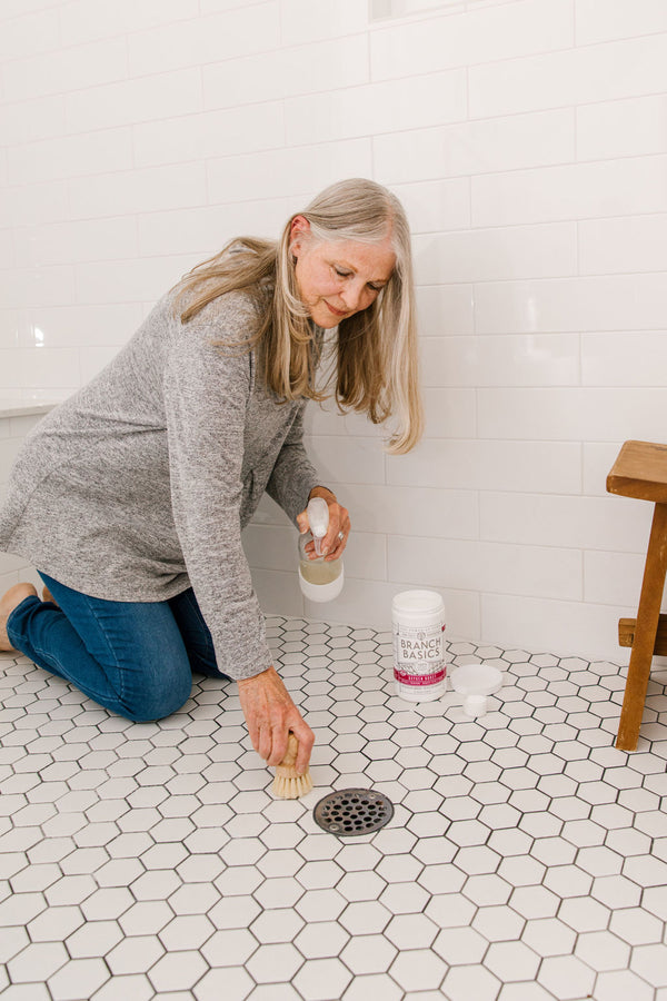 5 Cleaning Hacks to Keep You Sane (No Matter How Crazy Life Gets)