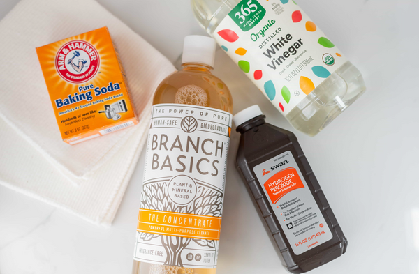 Bleach Alternatives for Bathroom Cleaning